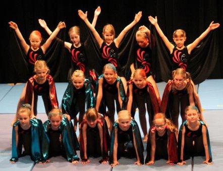 Groe Show beim Kinderfasching